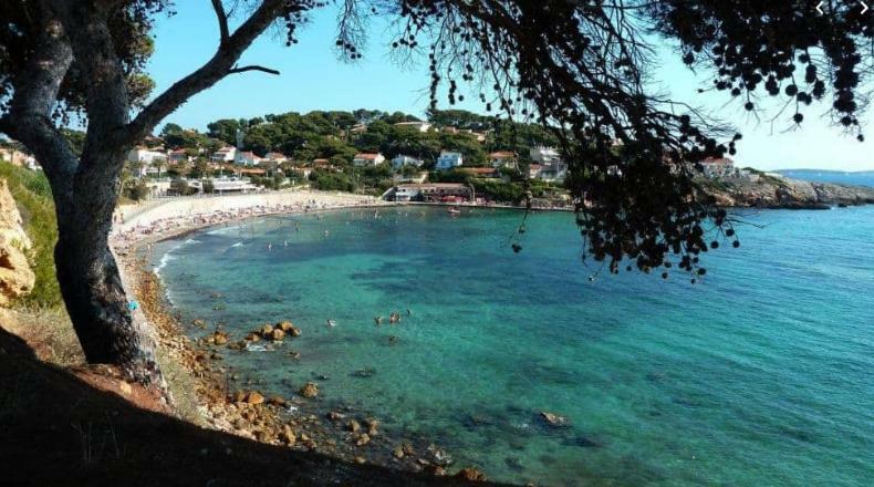T3 Spacieux Et Lumineux A 5Min Du Port De Sanary - Fleur De Mai Apartment Kültér fotó